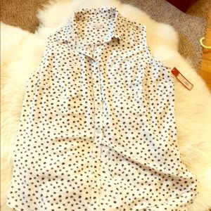 SPRING FAVORITE: Collared Sleeveless Dotted Shirt
